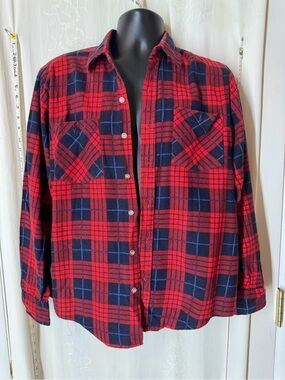 Vintage Rugged Men's Flannel